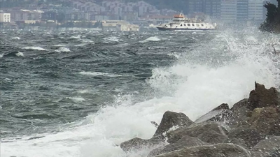 Marmara ve Ege’de kuvvetli rüzgar uyarısı