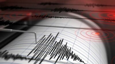 Van’da korkutan deprem