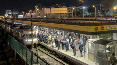 İstanbul’da metro arızası: İstasyonlarda yoğunluk…