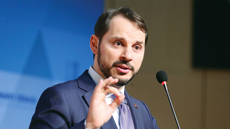 İYİ Partili Erhan Usta: ‘Albayrak, ekonomiye tamamen hakim’