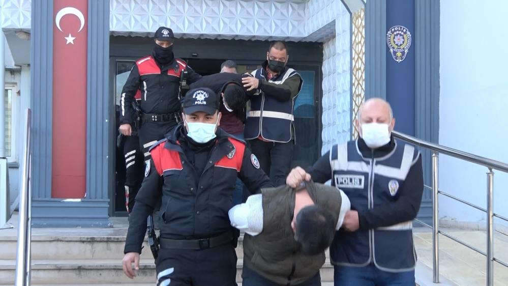 Bursa merkezli 2 ilde yapılan fuhuş operasyonunda 10 kişi tutuklandı