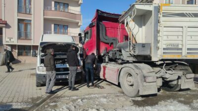 Erzurum buz kesti… Soğuk hava araçları dondurdu!