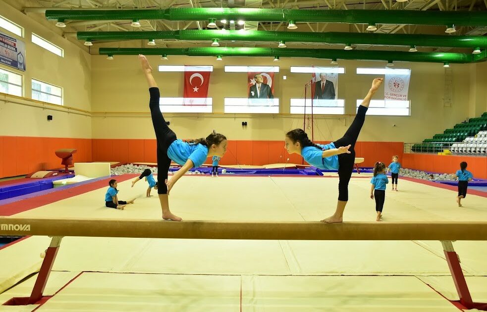 Yıldırım’da kış spor okullarına yoğun ilgi