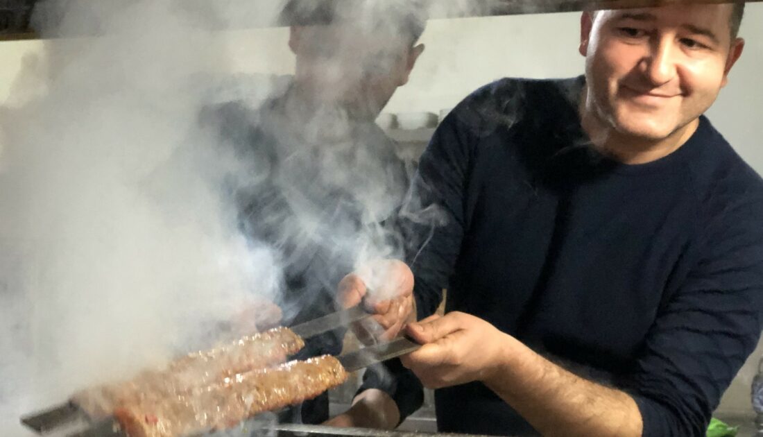 Adana’da ‘askıda kebap’ uygulaması!