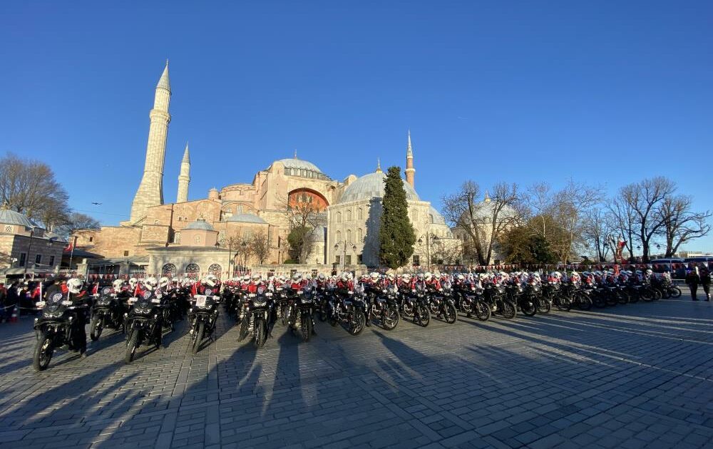 Emniyet Genel Müdürlüğü’ne 215 motosiklet tahsis edildi