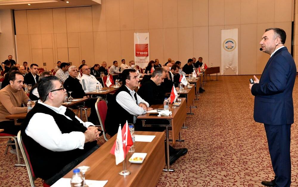 Bursa Belediyeler Birliği Afyon’da toplandı