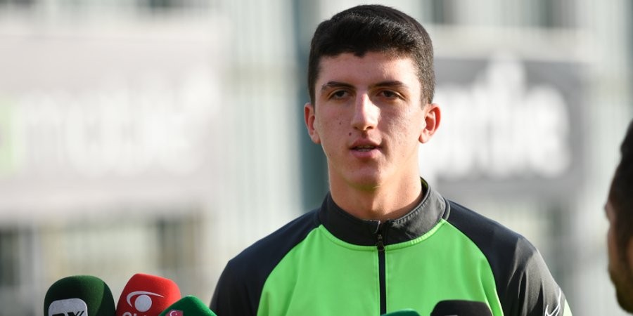 Taha Altıkardeş: Bursaspor’u ve ülkemizi Avrupa’da temsil etmek istiyorum