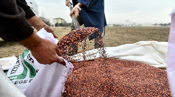 Firmalardan çiftçilere büyük tuzak! Tarım Bakanlığına çağrı