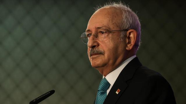 Kılıçdaroğlu’ndan Davutoğlu’na başsağlığı telefonu