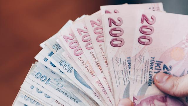 Memur ve memur emeklilerine müjde! Maaşa zam geldi, 3600’de gelişme yaşandı…