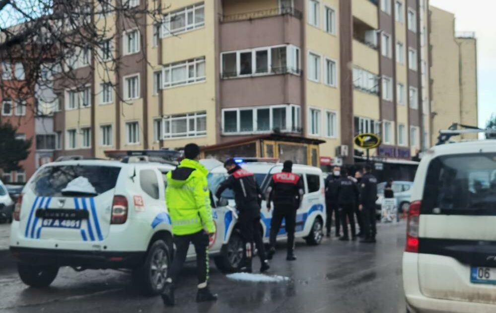 Yemek siparişi verdi, kuryenin tacizine uğradı