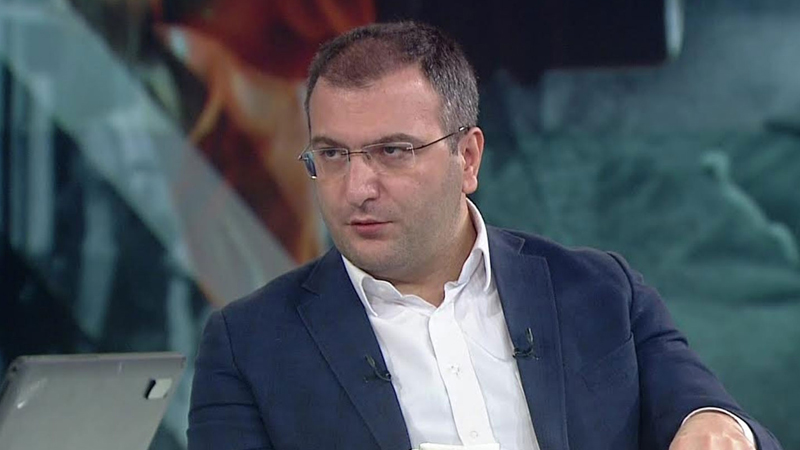 Cem Küçük: Hükümeti destekleyen vatandaşlar moralman yıkıldılar