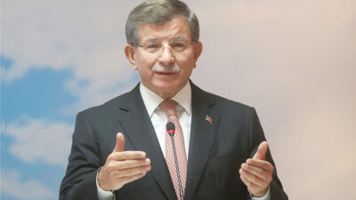 Davutoğlu: Bahçeli’nin yapacağı sürprize hazır olmak gerek