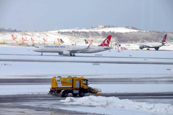 THY, İstanbul Havalimanı’ndan 52 seferini iptal etti