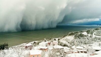 Kastamonu’da bulutlar denizle birleşti