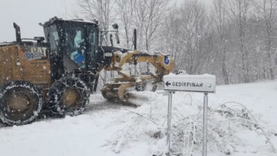 Bursa’da Büyükşehir’den 507 mahalle yoluna anında müdahale