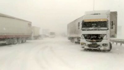 Kuzey Marmara Otoyolu’nda kar mağdurlarına ücret iadesi