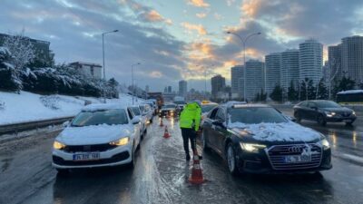 İstanbul Valisi Yerlikaya: Özel araçlarınızı kaldırın