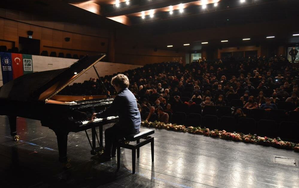 Bursa Piyano Festivali başladı