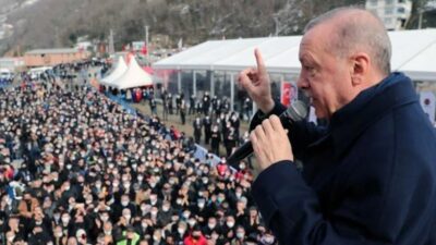 Erdoğan: Biz balıkçıya gitmedik, birileri kafayı bulmaya gidiyor