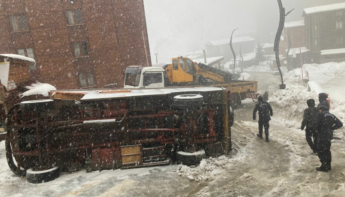 Ayder Yaylası’nda karavan devrildi: 1 yaralı