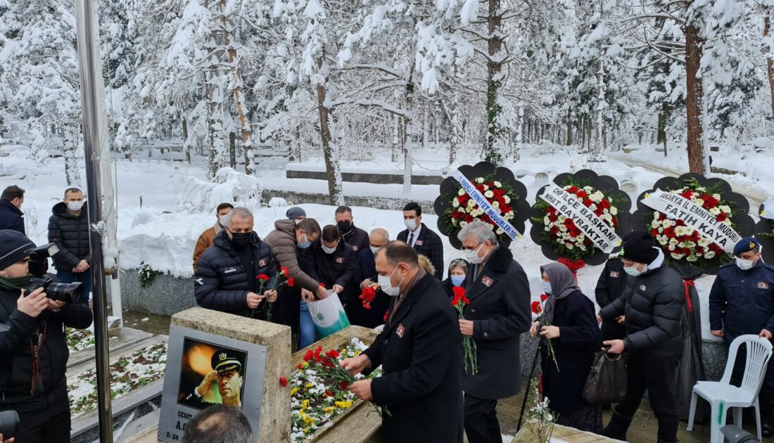 Şehit Emniyet Müdürü Gaffar Okkan, mezarı başında anıldı