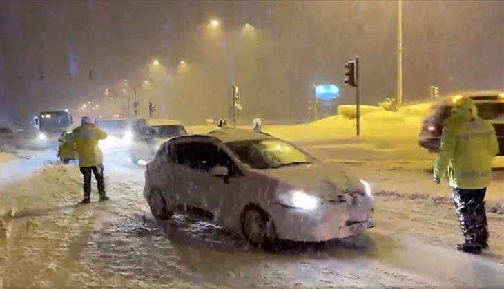 İstanbul-Ankara kara ulaşımı durdu