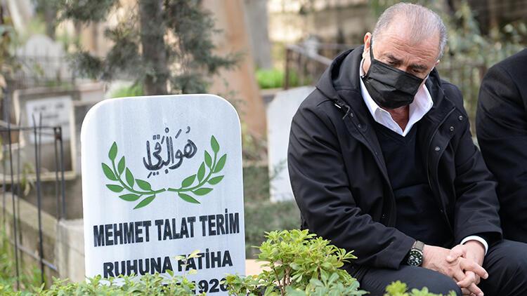 Fatih Terim, babasının kabrini ziyaret etti