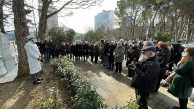 Abdi İpekçi kabri başında anıldı