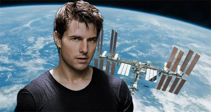 Uzayda film çekmeye hazırlanan Tom Cruise’a uyarı: Burası kötü kokuyor