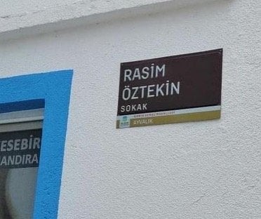 Rasim Öztekin’in adı yaşadığı sokağa verildi