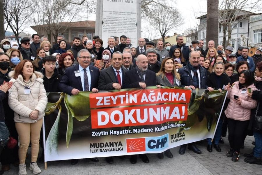 CHP’liler Bursa’da ‘zeytinime dokunma’ dedi!