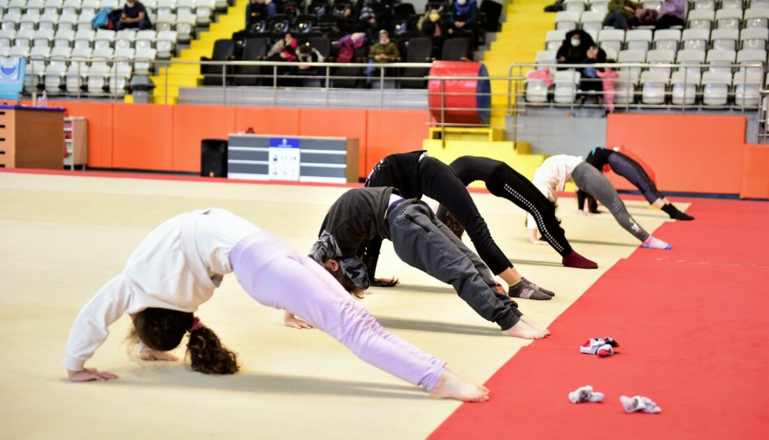 Bursa Yıldırım’da 11 bin çocuğa cimnastik eğitimi