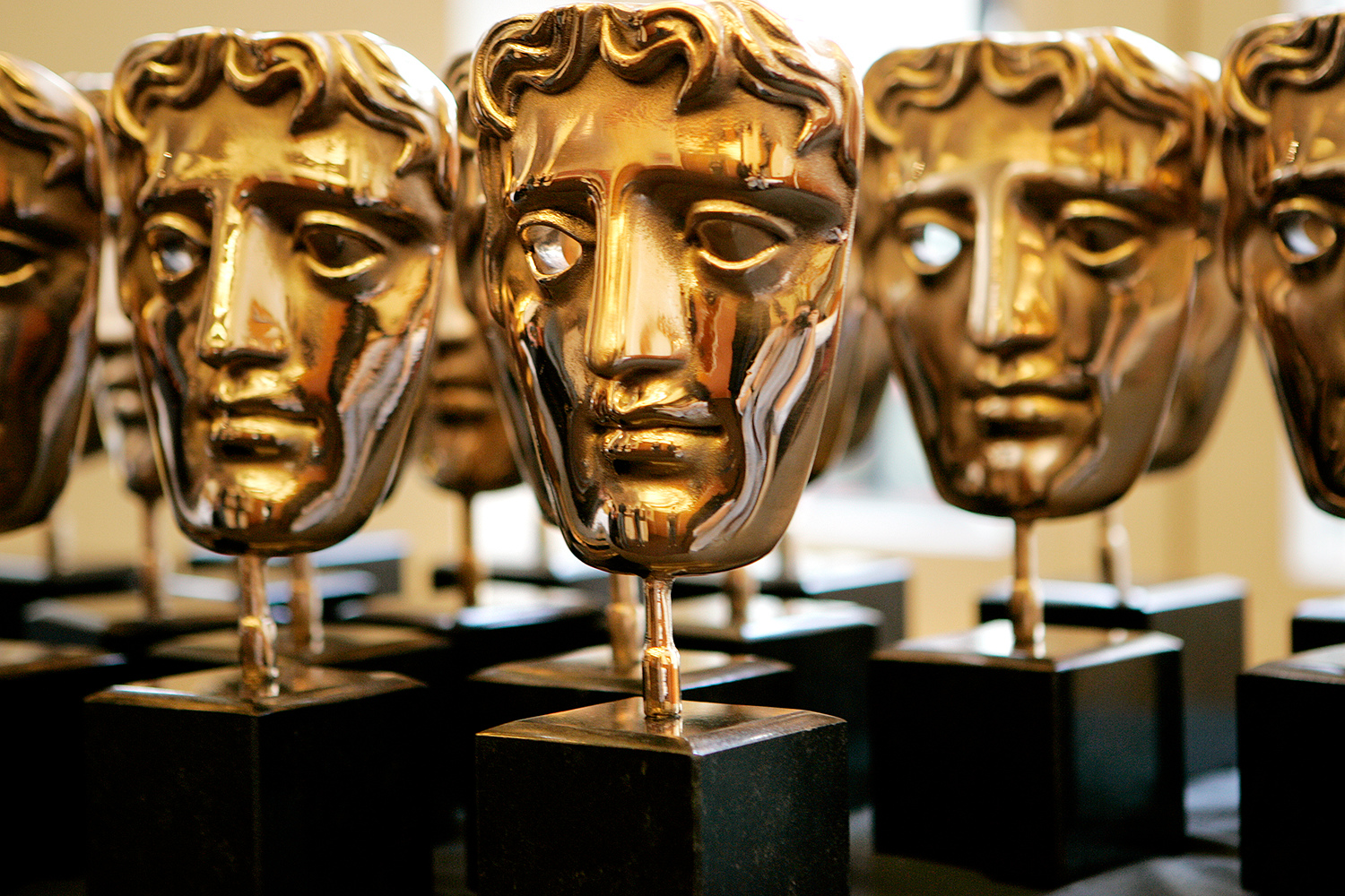 BAFTA 2022 Ödülleri sahiplerini buldu