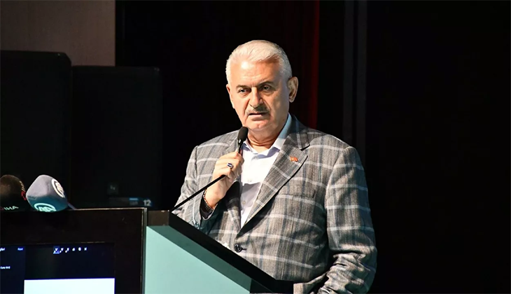 Binali Yıldırım: Tarihimizde başımızı öne eğdirecek bir şey yok