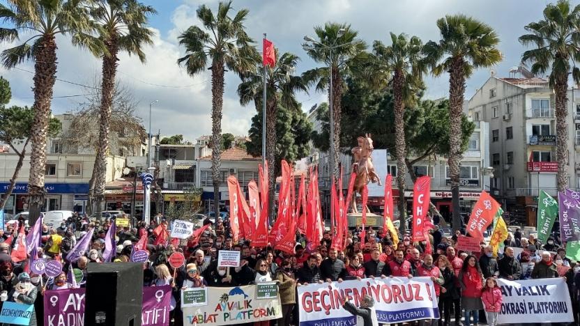 ‘Geçinemiyoruz’ mitinginde EYT sesleri