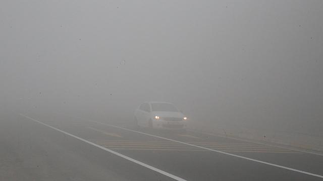 Bolu Dağı’nda yoğun sis sürücülere zor anlar yaşatıyor