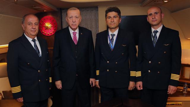 Cumhurbaşkanı Erdoğan’dan pilotlara tebrik