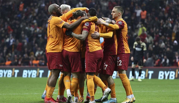 Galatasaray ikinci yarıda güldü