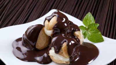 Profiterol nasıl yapılır? Evde pastane usulü profiterol tarifi…