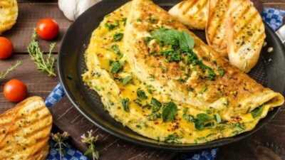Omlet nasıl yapılır? 1 yumurtalı omlet kaç kalori?
