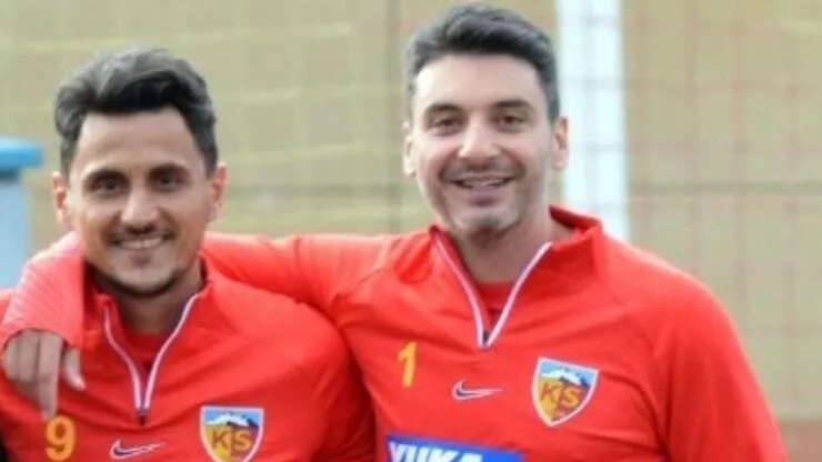 Kayserispor’dan Mustafa Pektemek ve Cenk Gönen kararı