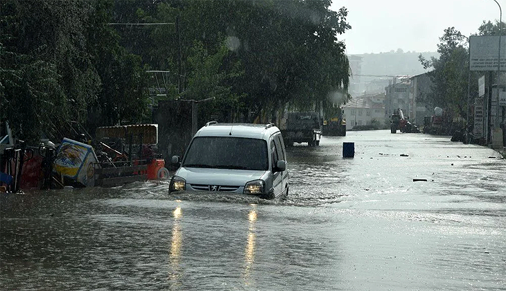 Bursa dahil 4 ili sel vurdu: Bir kişi hayatını kaybetti