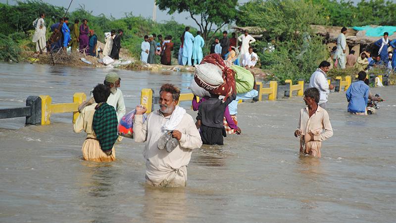 Pakistan’da ulusal acil durum ilan edildi