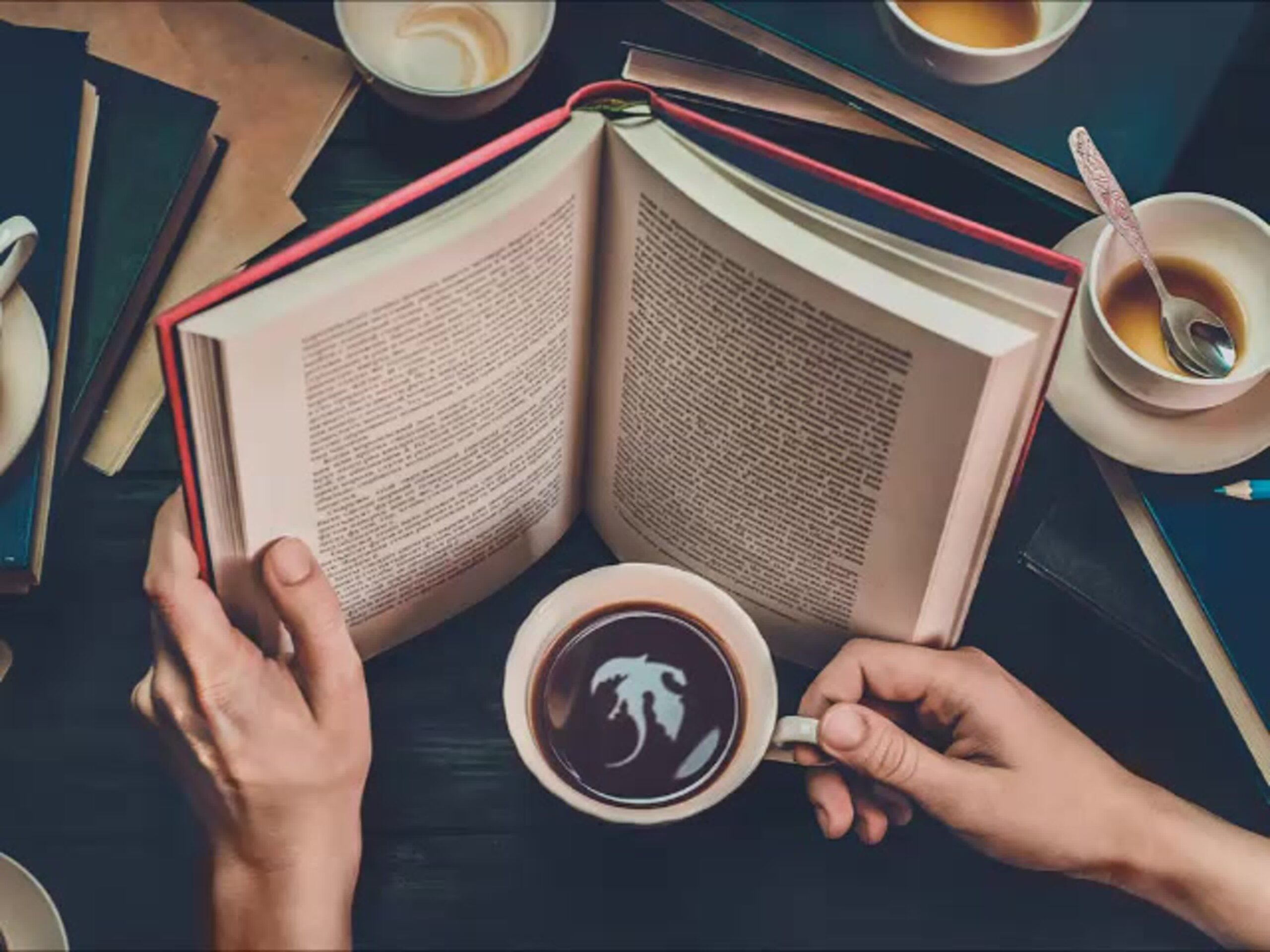 Чтение утром. Книга о кофе. Чашка кофе и книга. Кофе с книжкой. Вдохновение книга кофе.