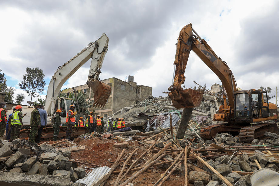 Kenya’da 6 katlı bina çöktü: 6 ölü