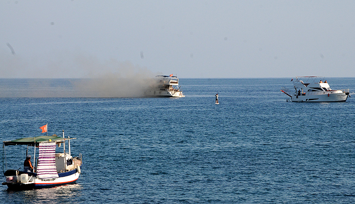 Alanya’da korku dolu anlar! Lüks yat alev aldı