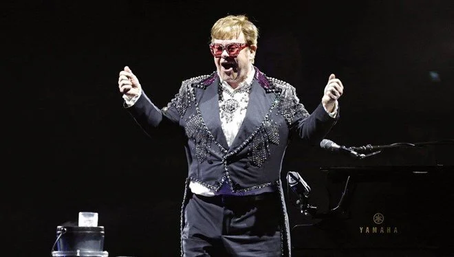 Elton John müziğe veda ediyor