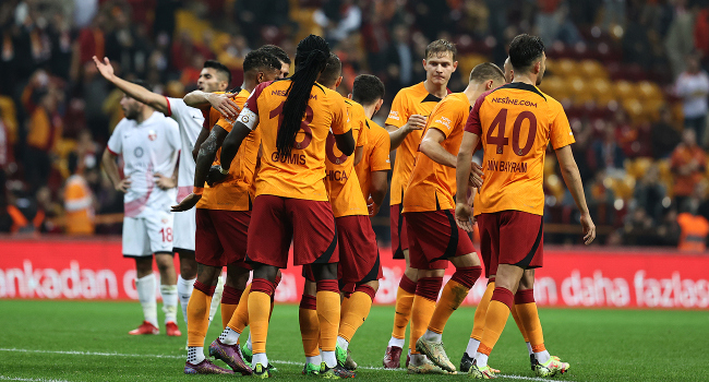 Galatasaray, tur biletini 7 golle kaptı