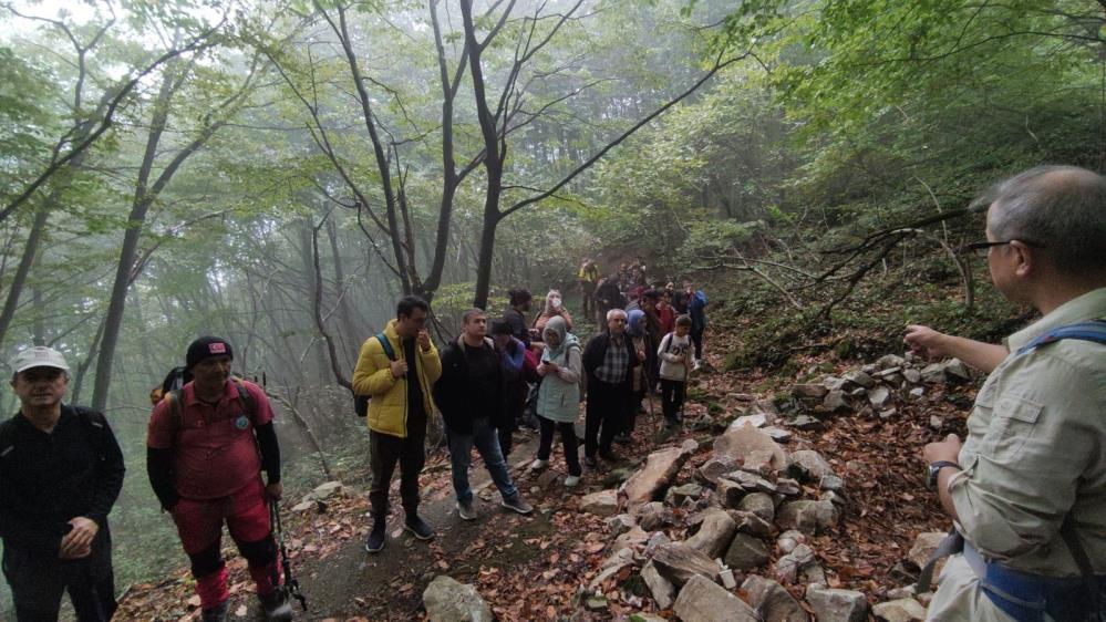 Bursa’da aileler doğa yürüyüşünde buluştu